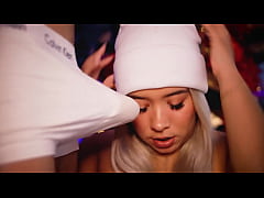 Play MP4 - Beautiful blonde with an angelic face has fun while playing with her friend's cock