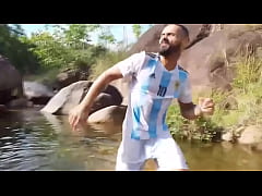 Play MP4 - Curioso levando pika na cachueira