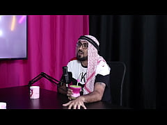 Play MP4 - Hoje ele &eacute; livre de preconceito&comma; e foi para um quarto com um casal se descobrindo bi&comma; mas o swing n&atilde;o &eacute; putaria - Elquer Carlos &lpar;SHEER&sol;RED&rpar;