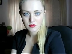 Play MP4 - beautiful Ukrainian blonde from kiev cams with luscious red lips