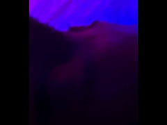 Play MP4 - En el hotel con madurita que gime como loca