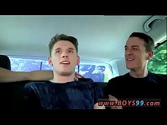 Play MP4 - Gay sex porn xxx Tag Teamed In The Back Seat