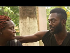 Play MP4 - A strange meeting in a park between two tourists during their visit who meets the eyes and decides to walk together to kiss for a moment of pleasure Inedit