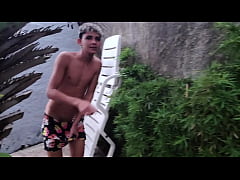 Play MP4 - Madastra seduz seu ENTIADO com sua Bunda enorme seu&period; Irm&atilde;ozinho virgem punheteiro fica espiando foi aquele sexo em p&uacute;blico cons 2 ENTIADO &lpar; veja no fechado