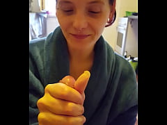 Play MP4 - sie schluckt mein saft