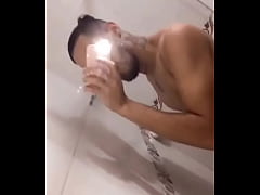 Play MP4 - Te gustan los gemidos de un hombre