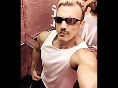 Play MP4 - We've arrived in S&atilde;o Paulo&comma; and let the work begin&excl;