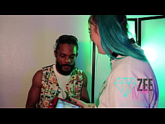 Play MP4 - Fangirl Fucks her favorite pornstar -TRAILER