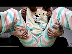 Play MP4 - asian Stepdad teasing small boobs skinny babe teen 18yo in pajamas and hard masturbate pussy