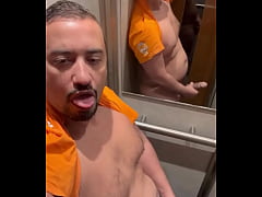 Play MP4 - E a&iacute; &quest; Encara&comma; ou vai correr como as francesas fazem &quest; Alors &quest;Tu encaisses &comma; ou tu vas t&rsquo;enfuir comme le font les f &period;&period;&period;