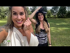 Play MP4 - Spooky Halloween Corn Maze - TRAILER