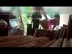 Play MP4 - morena toda pequena dando a buceta