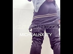 Play MP4 - SOMETIMES I GET SIDE TRACK ALL I WAS SUPPOSED TO BE DOING WAS USING THE BATHROOM BUT YALL NO ME &sol; FULL VIDEO INCLUDES ASS &period;&period;&period;