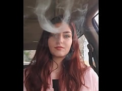 Play MP4 - Smoking and Jamming