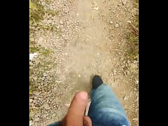 Play MP4 - Caminhando no parque&period;