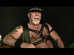 Play MP4 - Watching Leather Daddy Jerking Off