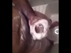 Play MP4 - shower stroken 1