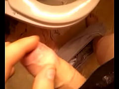 Play MP4 - me jerkin off