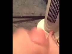 Play MP4 - video-1442679486&period;mp4