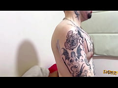 Play MP4 - O cara n&atilde;o parava de me olhar no bar&comma; fiz sinal pra ele me seguir e ele me comeu no motel &lpar;COMPLETO NO RED&rpar;