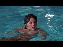 Play MP4 - The Majorettes&colon; Sexy Bikini Girl Swimming