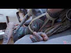 Play MP4 - Burlesque Tattooed Minxs Big Tits Strap-on Fuck