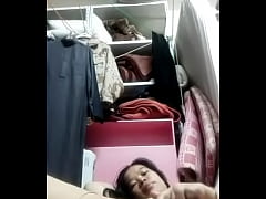 Play MP4 - finger self1