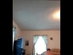 Play MP4 - Picking up trash