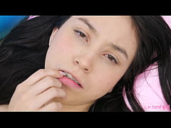 Play MP4 - Beautiful Teen Brunette shows amazing body