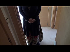 Play MP4 - A Turkish prostitute is disturbed when German man fucks her asshole