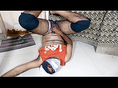 Play MP4 - Experimented with various postures and cock masturbating