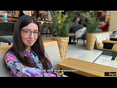 Play MP4 - Nerdy girl with glasses turned out to be a nymphomaniac and a lover of sperm on her face