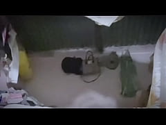 Play MP4 - Baiser avec sa robe sexy