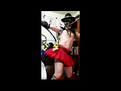Play MP4 - Handsome cosplayer dance party &lpar;no sound&rpar;
