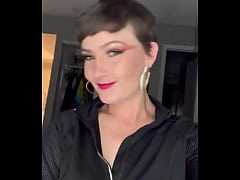 Play MP4 - The curls &quest;&quest;&quest; I just can&rsquo;t stop cutting them off ️What do you think I should do with my hair&quest;&quest;