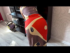 Play MP4 - The dress does not prevent a mature lady from having anal sex