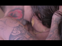 Play MP4 - Minha namorada queria foder com um homem tatuado - Amanda Souza - Matheus Castro