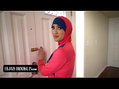 Play MP4 - Arab Slut Chloe Amour Takes Landlord's Cock To Pay Her Rent