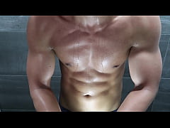 Play MP4 - Jason Flexing