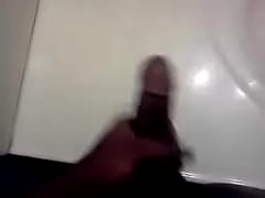 Play MP4 - rubbing out a quick one