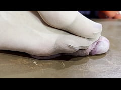 Play MP4 - Close-up cock and balls fullweight trampling