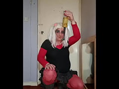 Play MP4 - im not ashamed or scared to meet any man dressed the way i am but i do promise to emty your bladder and swallow it if we do