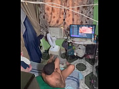 Play MP4 - Fui pego no flagra batendo punheta