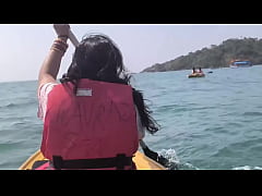 Play MP4 - Boating in Deep Sea