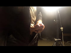 Play MP4 - Me ejaculating good