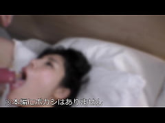 Play MP4 - 【腹筋女子】引き締まった肉体ジムトレーナーの彼女&times;生徒&times;アスリート先輩＝３P生ハメ乱交 一晩に何発も！とにかく熱くて激しいめっちゃ気持ちいい生ハメ中出し