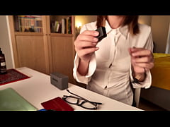 Play MP4 - Take a look BTS of a student's set shoot for OF