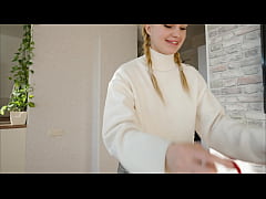 Play MP4 - I love beautiful Christmas gifts&comma; but I like hot sex better