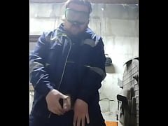 Play MP4 - A gay worker staged a sex show for his subscribers&excl;