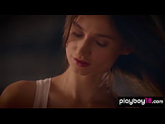 Play MP4 - Gorgeous Latvian teen artist Ilvy Kokomo introducing her big natural boobs